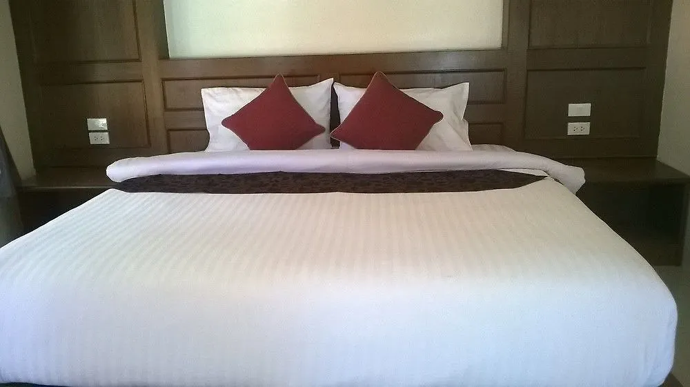Tamarind Twin Resort Ko Lanta 3*,