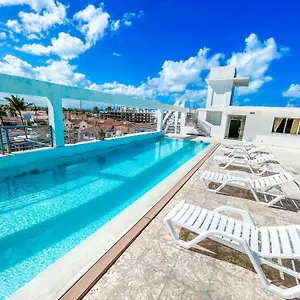 Hotel Ducassi & Beach - Playa Bavaro - Wifi - Parking - Rooftop Pool & Spa Punta Cana